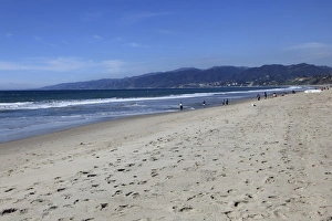 Beach, Santa Monica, Malibu Mountains, Los Angeles, California, United States of America Beach, Santa Monica, Malibu Mountains, Los Angeles, California, United States of America