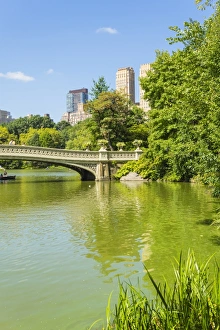 Bow Bridge over The Lake, Central Park, Manhattan, New York City, New York, United States of America, North America Bow Bridge over The Lake, Central Park, Manhattan, New York City, New York, United States of America, North America