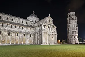 Cathedral (Duomo) and Leaning Tower at night, Piazza Dei Miracoli Cathedral (Duomo) and Leaning Tower at night, Piazza Dei Miracoli