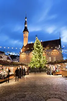Prints of Christmas market in the Town Hall Square (Raekoja Plats) and Town Hall, Old Town, UNESCO World Heritage Site, Tallinn, Estonia, Europe Estonia Prints: Raekoja Plats Print: Tallinn Town Hall Square Christmas Market Scene