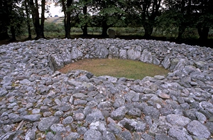 Highland Region Travel Guide Prints: Clava Cairns