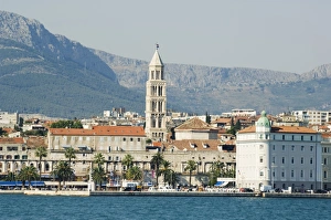 Coastal mountains and waterfront town buildings, Split, Dalmatian Coast, Croatia, Europe Coastal mountains and waterfront town buildings, Split, Dalmatian Coast, Croatia, Europe