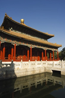 Confucius Temple Imperial College built in 1306 by the grandson of Kublai Khan Confucius Temple Imperial College built in 1306 by the grandson of Kublai Khan