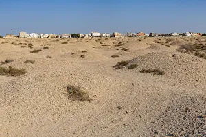Dilmun Burial Mounds, UNESCO World Heritage Site, Kingdom of Bahrain, Middle East Dilmun Burial Mounds, UNESCO World Heritage Site, Kingdom of Bahrain, Middle East