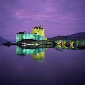 United Kingdom Architecture Prints: Eilean Donan castle
