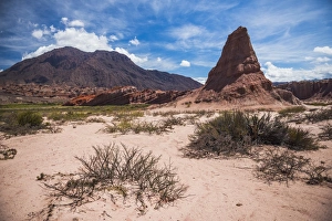 El Obelisco, Quebrada de Cafayate (Quebrada de las Conchas) (Cafayate Gorge), Salta Province El Obelisco, Quebrada de Cafayate (Quebrada de las Conchas) (Cafayate Gorge), Salta Province