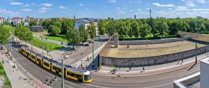 Berlin Tourist Attractions Map Prints: Elevated view of the Berlin Wall Memorial