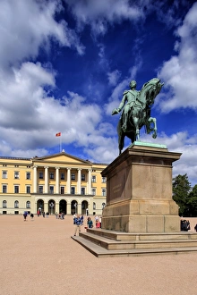 Equestrian statue of King Karl Johan at Royal Palace, Oslo, Norway, Scandinavia, Europe Equestrian statue of King Karl Johan at Royal Palace, Oslo, Norway, Scandinavia, Europe