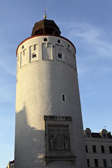 The Fat Tower (Frauenturm) (Dicke Turm), part of the medieval city defences in Goerlitz The Fat Tower (Frauenturm) (Dicke Turm), part of the medieval city defences in Goerlitz