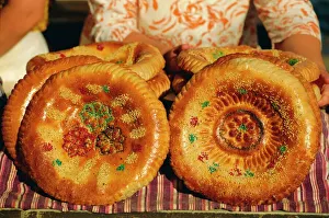 Prints of Fresh Uzbek bread, Samarkand, Uzbekistan, Central Asia Uzbekistan Prints: Fresh Uzbek Bread Print, Samarkand, Central Asia