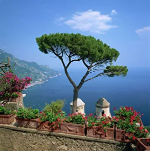Garden of Villa Rufolo Garden of Villa Rufolo