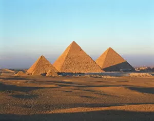 Historic Cairo Collection: Giza Pyramids, Giza, UNESCO World Heritage Site, Cairo, Egypt, North Africa, Africa