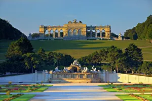 Gloriette and French Garden, Schonbrunn Palace, UNESCO World Heritage Site, Vienna, Austria, Europe Gloriette and French Garden, Schonbrunn Palace, UNESCO World Heritage Site, Vienna, Austria, Europe