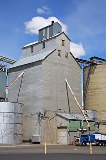 Ritzville Grain Elevators Print