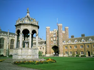 Prints of Great Court, fountain and Great Gate, Trinity College, Cambridge, Cambridgeshire, England, United Kingdom, Europe Cambridgeshire Prints: Great Court Print: Trinity College, Cambridge