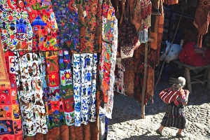 Chichicastenango Market Prints: GU70742