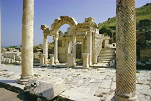 Ancient Civilization Tourism Prints: Hadrians Temple
