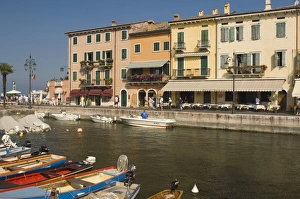 Italian Lakeside Towns Prints: Harbourside area