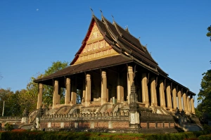 Haw Pha Kaeo Temple dating from 1565, now National Museum of Religious Art Haw Pha Kaeo Temple dating from 1565, now National Museum of Religious Art