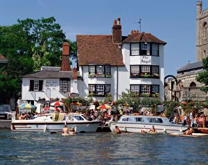 Henley on Thames, Oxfordshire, England, United Kingdom, Europe Henley on Thames, Oxfordshire, England, United Kingdom, Europe