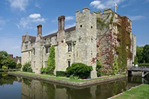 Hever Castle, dating from the 13th century, childhood home of Anne Boleyn, Kent, England Hever Castle, dating from the 13th century, childhood home of Anne Boleyn, Kent, England