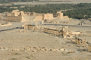 Middle East Archaeology Prints: Hill top view