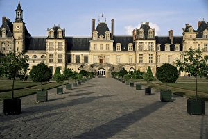 Horseshoe staircase, Chateau of Fontainebleau, UNESCO World Heritage Site Horseshoe staircase, Chateau of Fontainebleau, UNESCO World Heritage Site