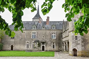 Prints of Inner courtyard, covered gallery, East wing and the well of the Chateau de Talcy, Loir-et-Cher department, Centre-Val de Loire, France Loir Prints: Inner Courtyard Print of Chateau de Talcy