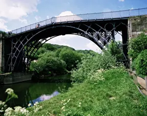 UK Landmarks Prints: The Iron Bridge, Ironbridge, UNESCO World Heritage Site, Shropshire, England