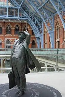 Poet Prints: John Betjeman Statue Print, St Pancras International London