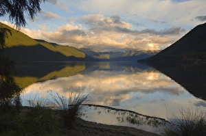 South Island Nature Walks Prints: Lake Rotoroa and Travers Range