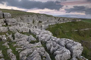 Limestone cliffs above Malham Cove in the Yorkshire Dales National Park, Yorkshire Limestone cliffs above Malham Cove in the Yorkshire Dales National Park, Yorkshire