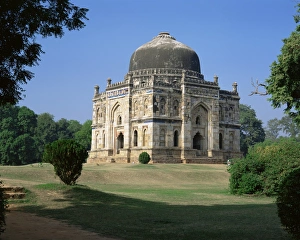 New Delhi Landmarks Prints: Lodi Tombs