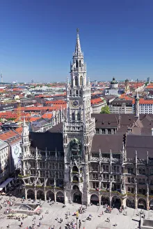Marienplatz Square with town hall (Neues Rathaus), Munich, Bavaria, Germany, Europe Marienplatz Square with town hall (Neues Rathaus), Munich, Bavaria, Germany, Europe