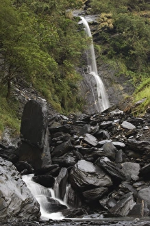 Contemporary Landscape Photography Prints: Meiya waterfall