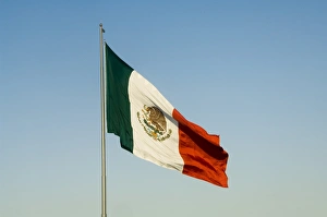 Latin American Flags Prints: Mexican flag