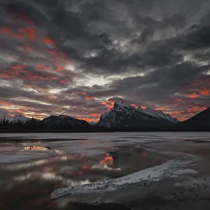 Morning glow in winter landscape of Vermilion Lakes, Banff National Park, UNESCO Morning glow in winter landscape of Vermilion Lakes, Banff National Park, UNESCO