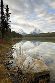 UNESCO World Heritage Site Mountains Prints: Mountains reflected in Leech Lake, Jasper National Park, UNESCO World Heritage Site