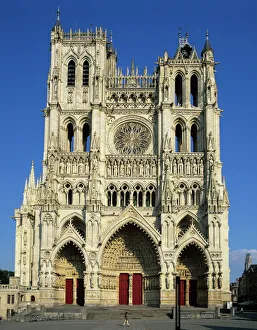 Notre Dame Cathedral, UNESCO World Heritage Site, Amiens, Picardy, France, Europe Notre Dame Cathedral, UNESCO World Heritage Site, Amiens, Picardy, France, Europe