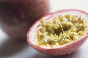 Fruit Images Prints: Passion fruit