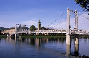 Horizontal Cityscape Images Prints: Pedestrian bridge over River Ness