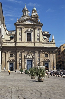 Italian Piazzas To Visit Prints: Piazza Matteotti