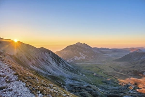 Plateau Campo Imperatore at sunrise, Gran Sasso e Monti della Laga National Park Plateau Campo Imperatore at sunrise, Gran Sasso e Monti della Laga National Park