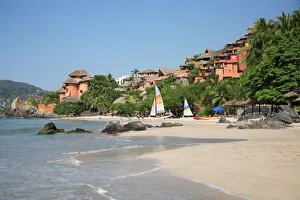 Playa La Ropa, Zihuatanejo, Guerrero state, Mexico, North America
Playa La Ropa, Zihuatanejo, Guerrero state, Mexico, North America