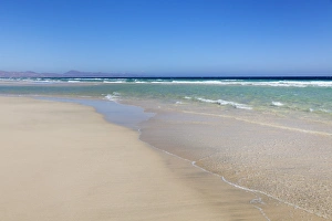 Atlantic Ocean Horizon Prints: Playa de Sotavento, Risco del Paso, Fuerteventura, Canary Islands, Spain, Atlantic, Europe