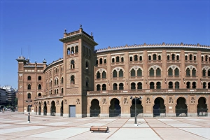 Colourful Outdoor Photography Prints: Plaza de Toros