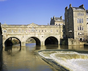 Avon River England Prints: Pulteney Bridge and weir on the River Avon, Bath, Avon, England, UK