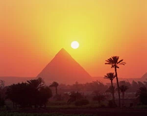 Historic Cairo Collection: Pyramid silhouetted at sunset, Giza, UNESCO World Heritage Site, Cairo