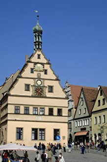 Ratstrinkstube (City Councillors Tavern) and town houses