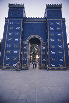 Babylonian Architecture Prints: The reconstructed Ishtar Gate